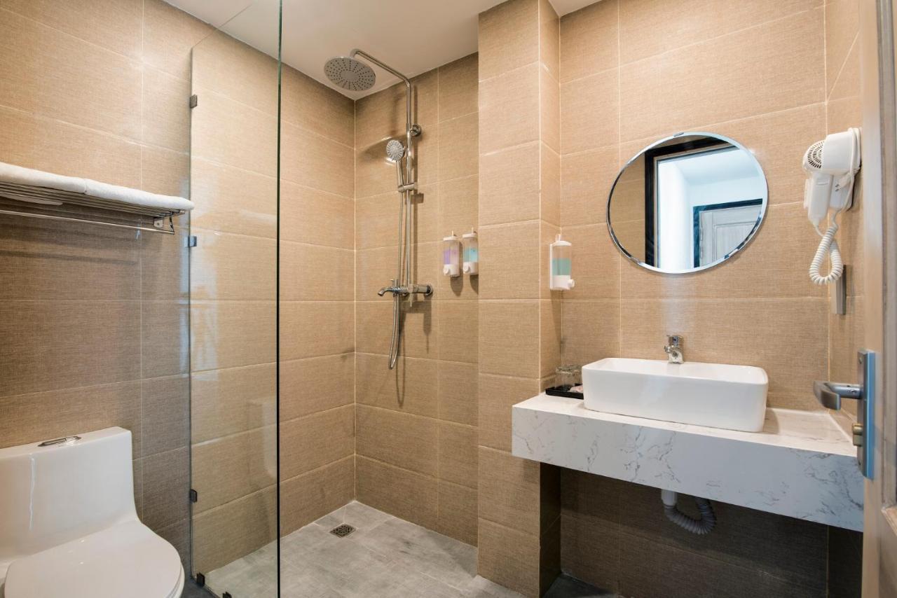 נה טראנג Golden Lotus Central Hotel מראה חיצוני תמונה