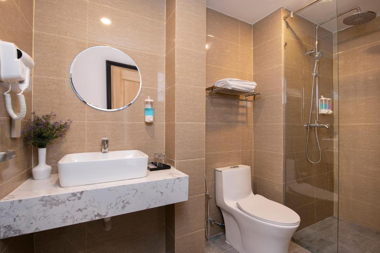 נה טראנג Golden Lotus Central Hotel מראה חיצוני תמונה